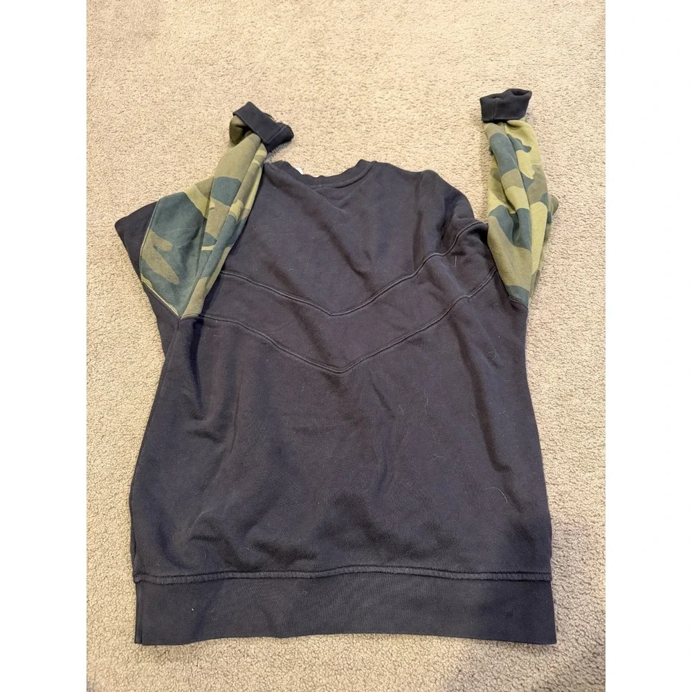 Adidas‎ Men's Black Camo Pullover Long Sleeve Men Size Medium